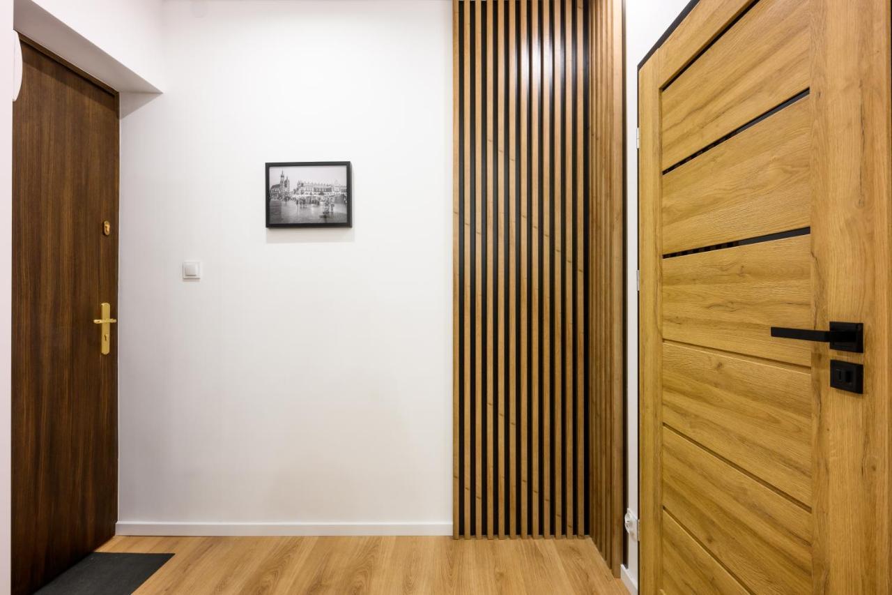 Cracow Rent Apartments - Spacious Apartments For 2-7 People In Quiet Area - Kolberga Street Nr 3 - 10 Min To Main Square By Foot Krakau Exterior foto