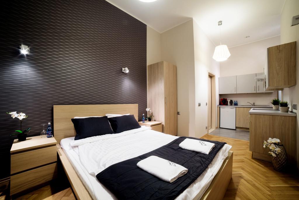 Cracow Rent Apartments - Spacious Apartments For 2-7 People In Quiet Area - Kolberga Street Nr 3 - 10 Min To Main Square By Foot Krakau Exterior foto