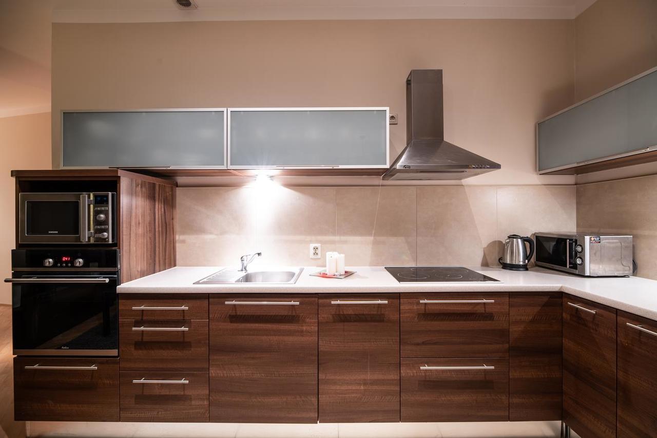 Cracow Rent Apartments - Spacious Apartments For 2-7 People In Quiet Area - Kolberga Street Nr 3 - 10 Min To Main Square By Foot Krakau Exterior foto