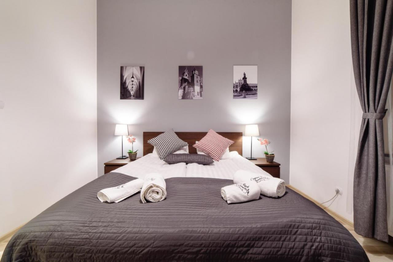 Cracow Rent Apartments - Spacious Apartments For 2-7 People In Quiet Area - Kolberga Street Nr 3 - 10 Min To Main Square By Foot Krakau Exterior foto